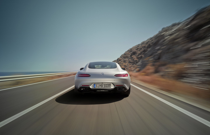 Illustration for article titled The Mercedes-AMG GT S Is A 503 HP Land Missile Aimed At Porsche
